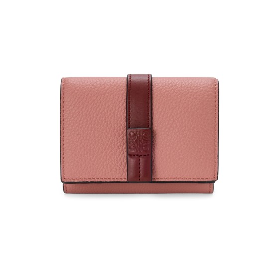 Trifold wallet in soft grained calfskin - pink